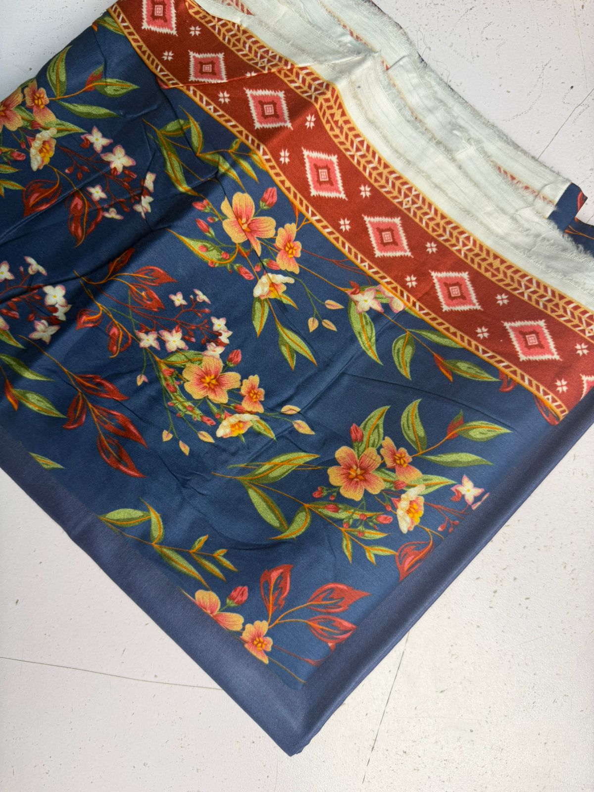 Lawn 90/70 2p Suit Allover 9013