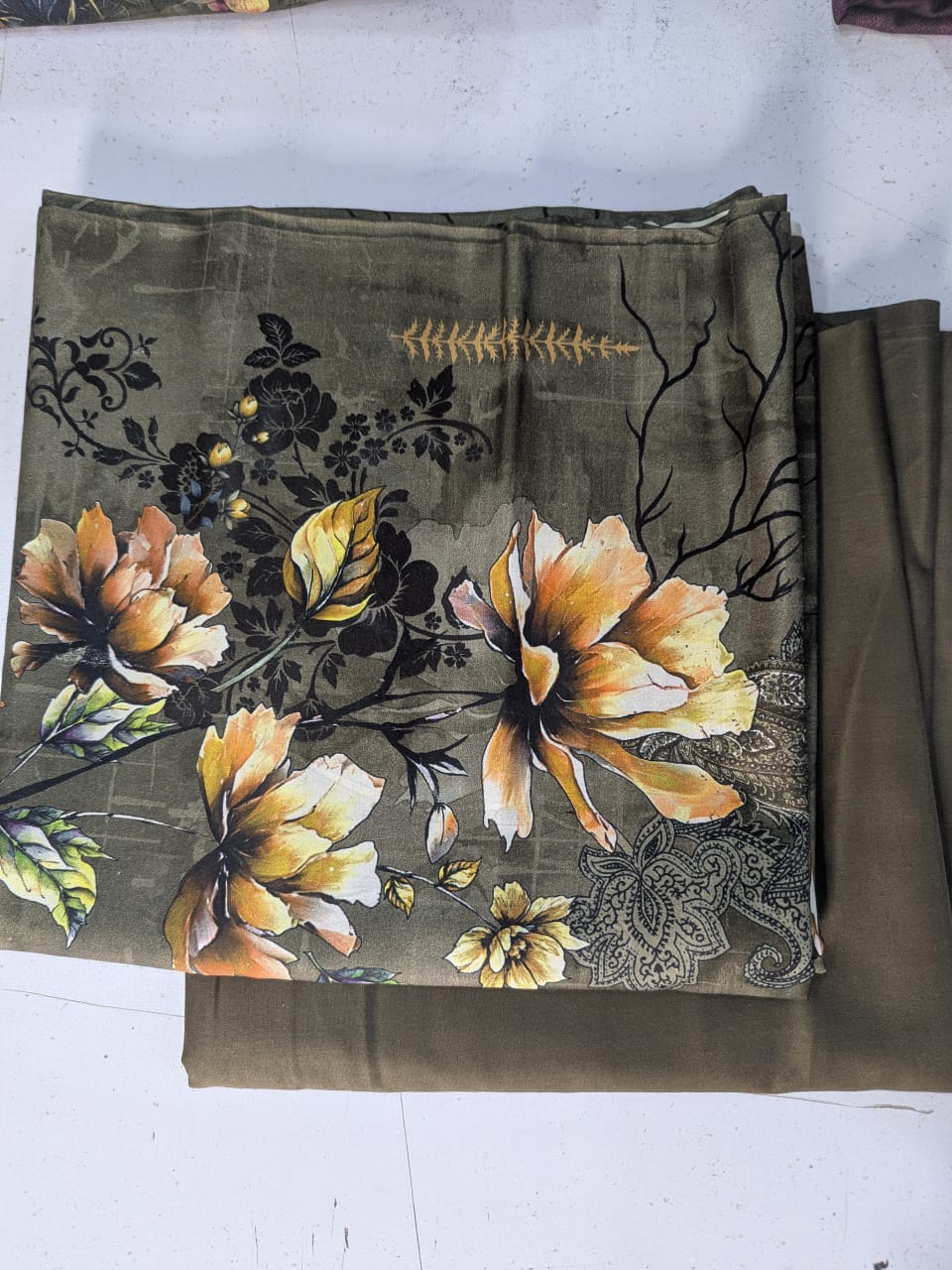 Linen Two Piece Suit Gala Daman side bazo Shirt Plain Trouser L6117